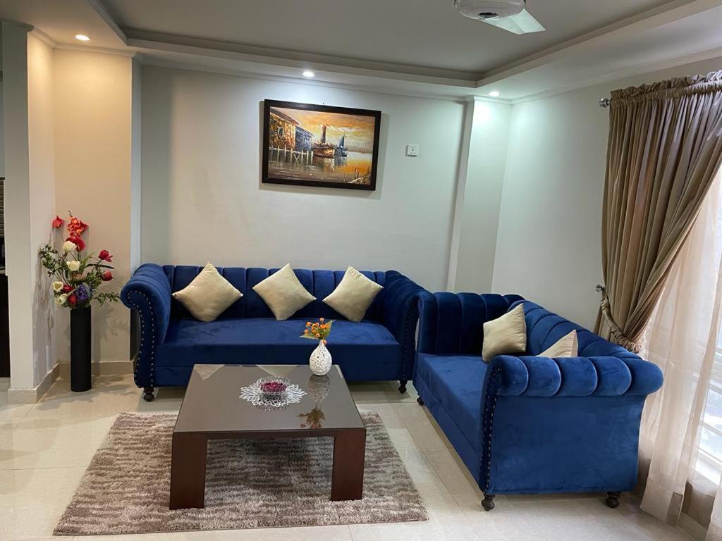 Marine Tower Apartment Rawalpindi Bagian luar foto